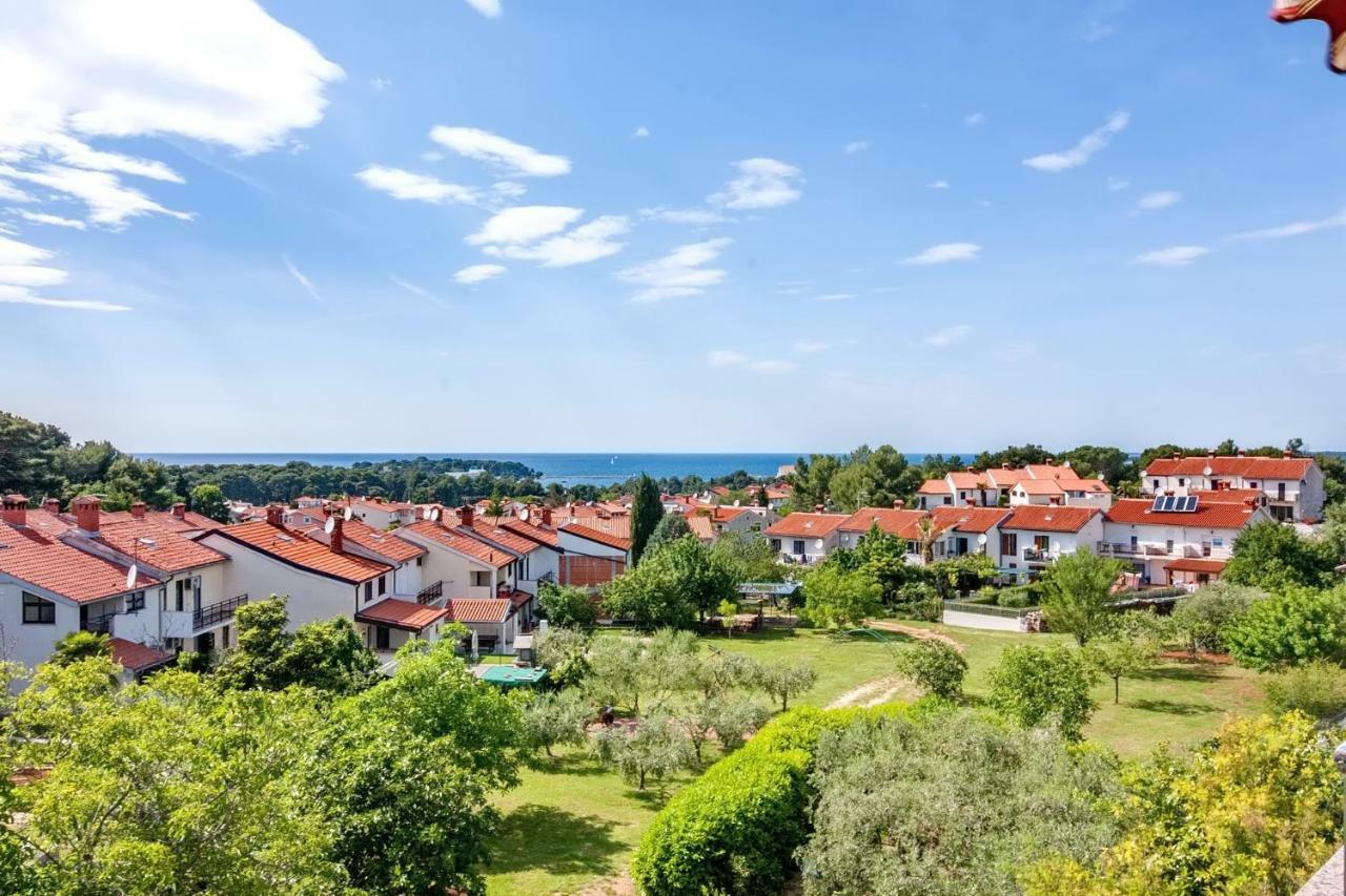 Villa Symphonie Πόρετς Εξωτερικό φωτογραφία