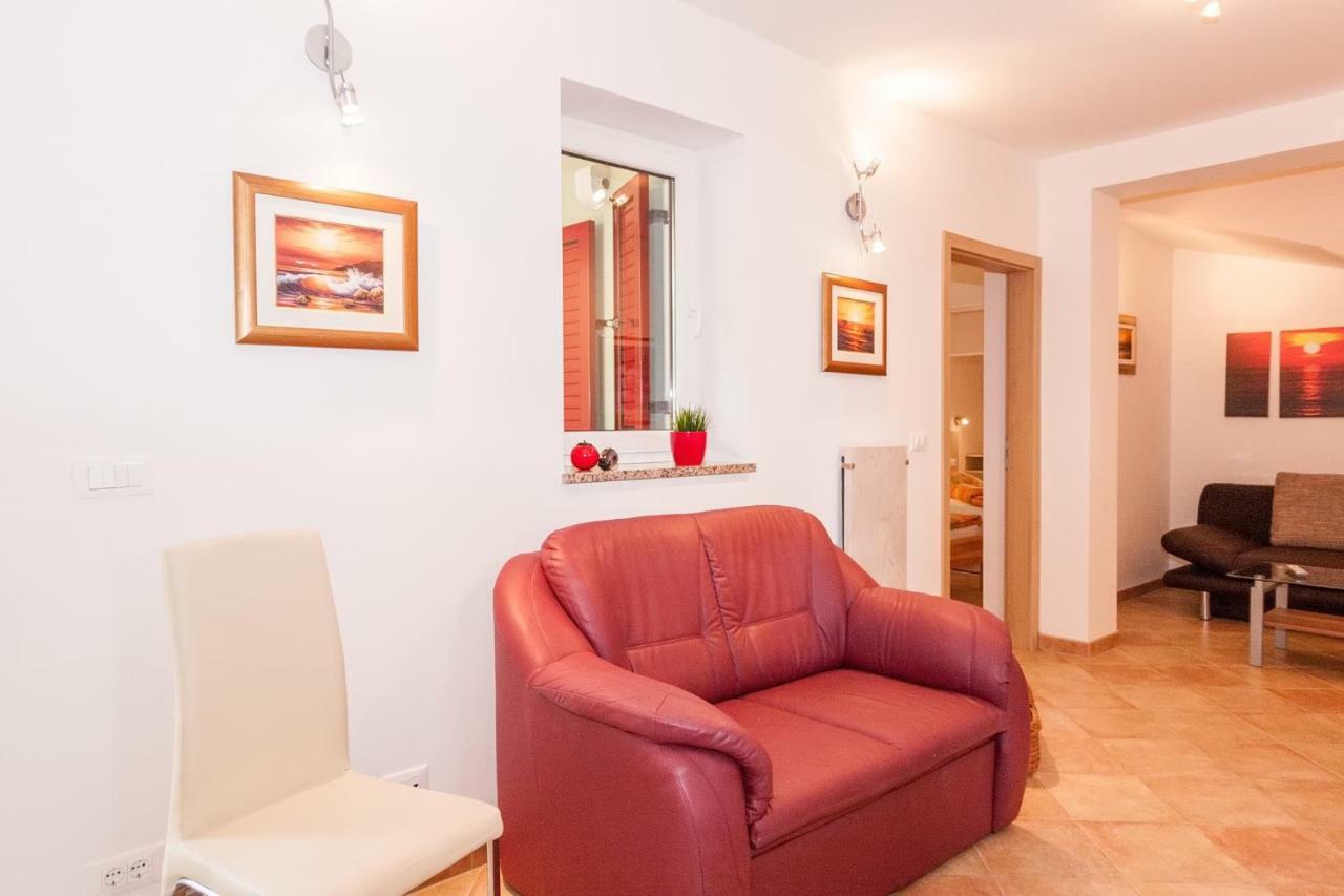 Villa Symphonie Πόρετς Εξωτερικό φωτογραφία