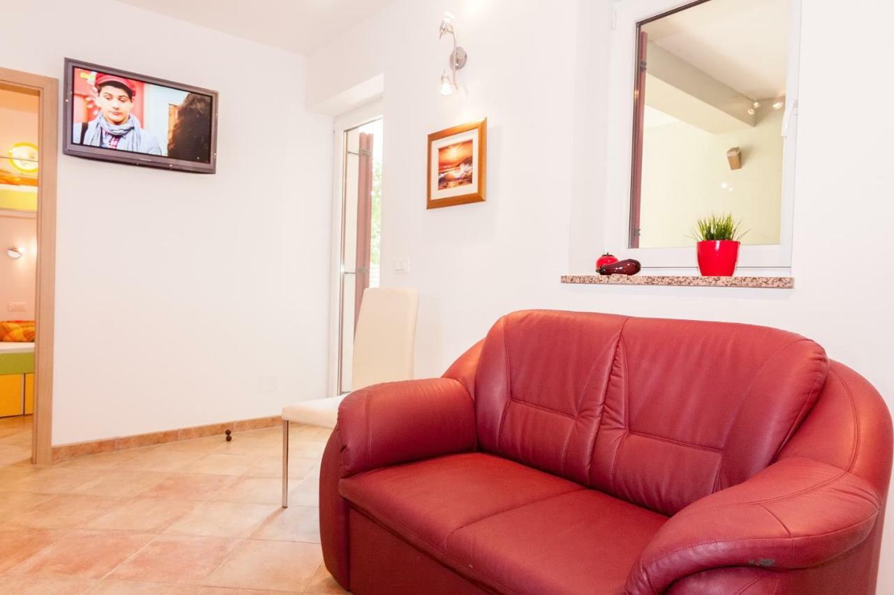 Villa Symphonie Πόρετς Εξωτερικό φωτογραφία